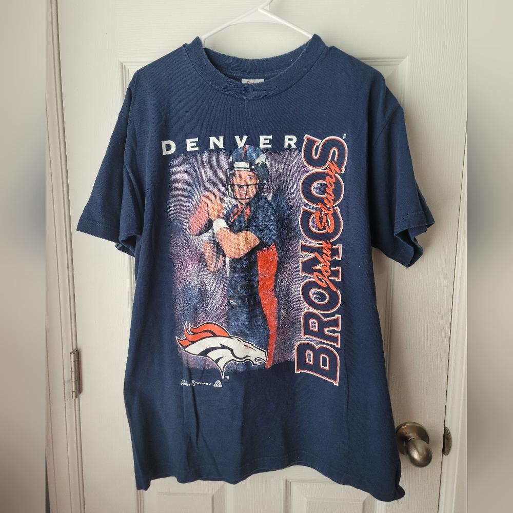 Vintage Denver Broncos John Elway Shirt Men's Large Blue NFL Football Tee 1997